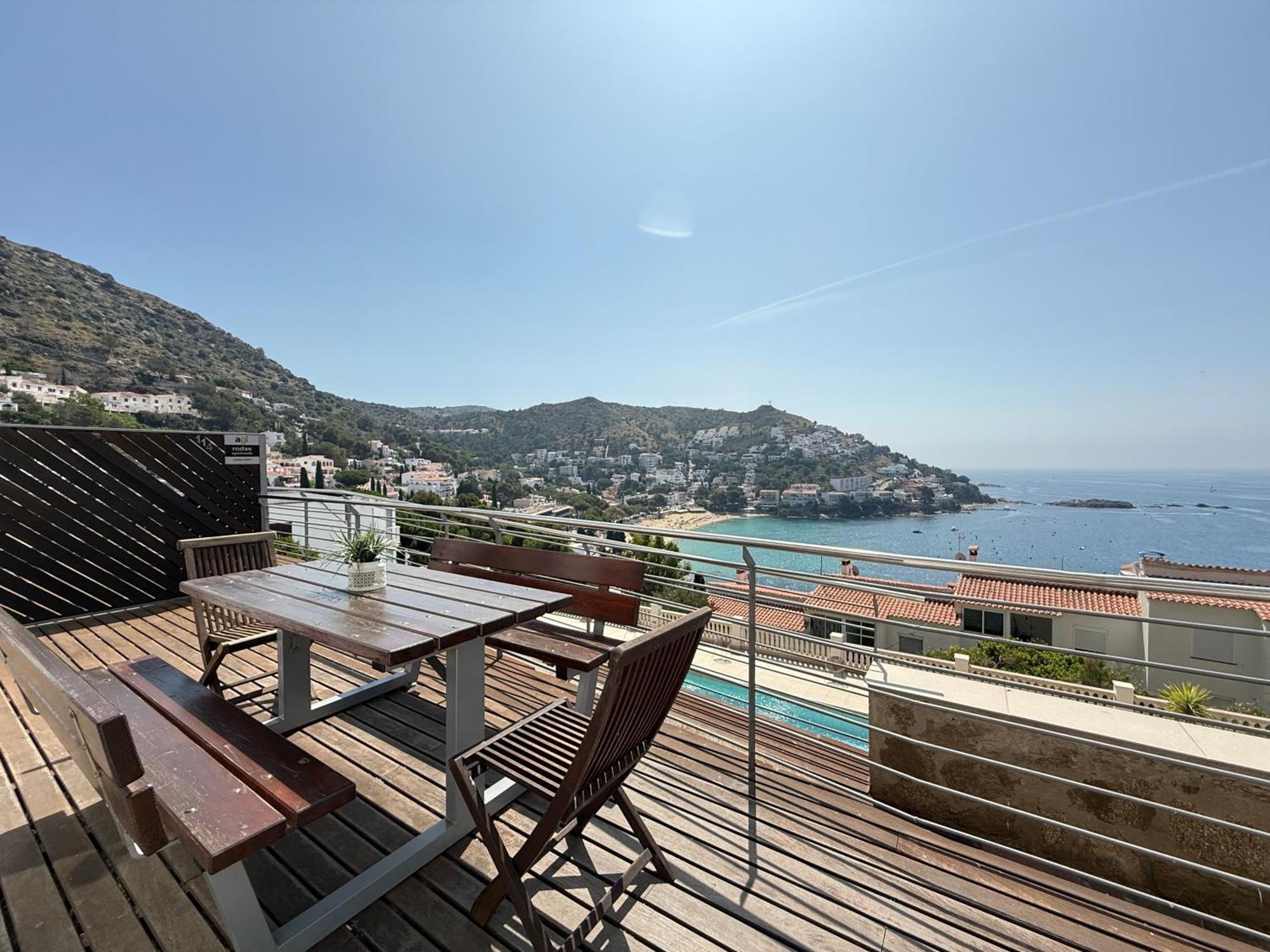 Apartament Agi Rodas Roses